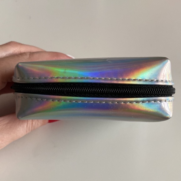 NWOT Pinch Provisions “Screen Queen” Tech Kit - Picture 2 of 5